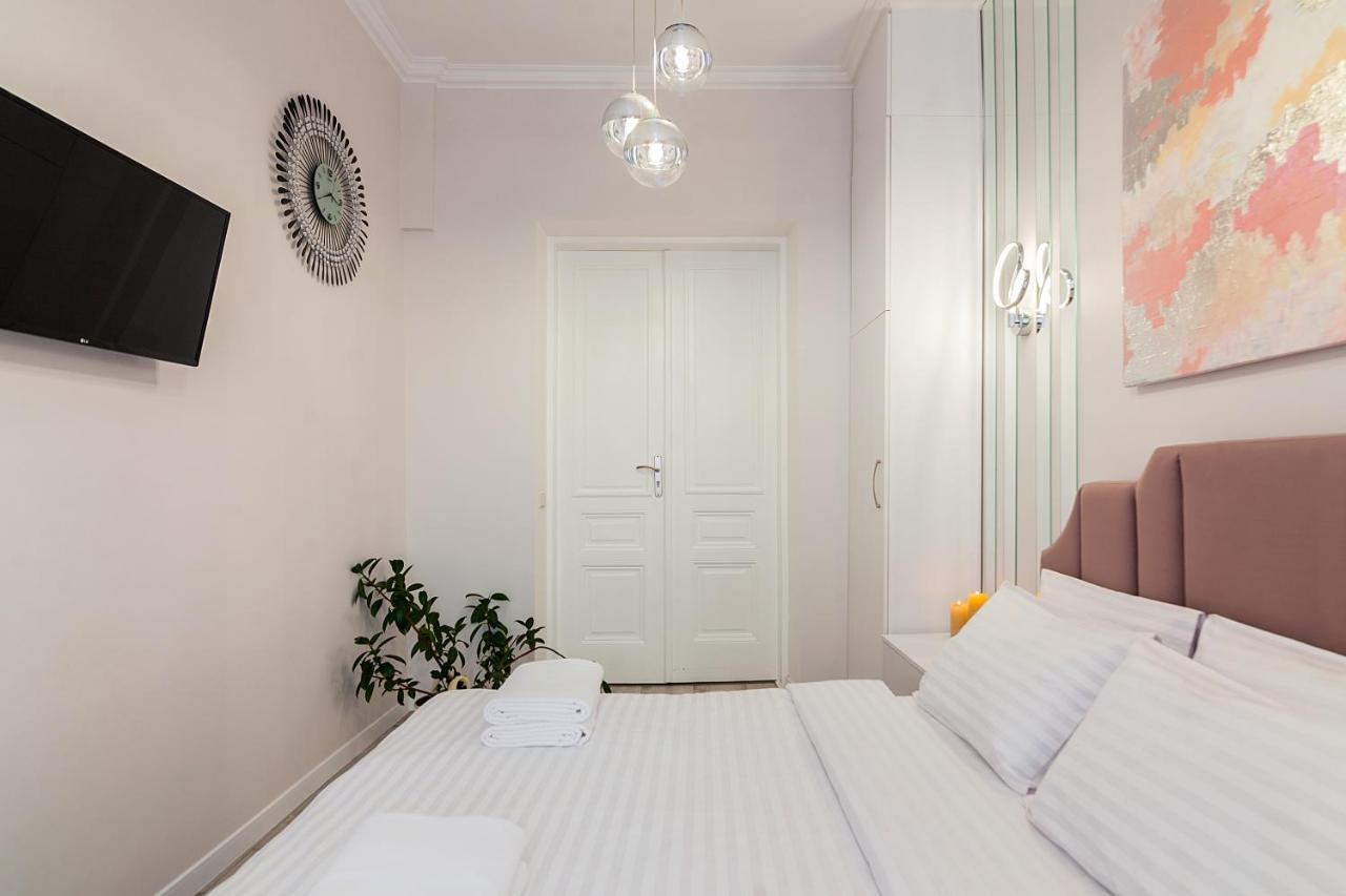 Avangard Deluxe Art Apart Leopoli Esterno foto