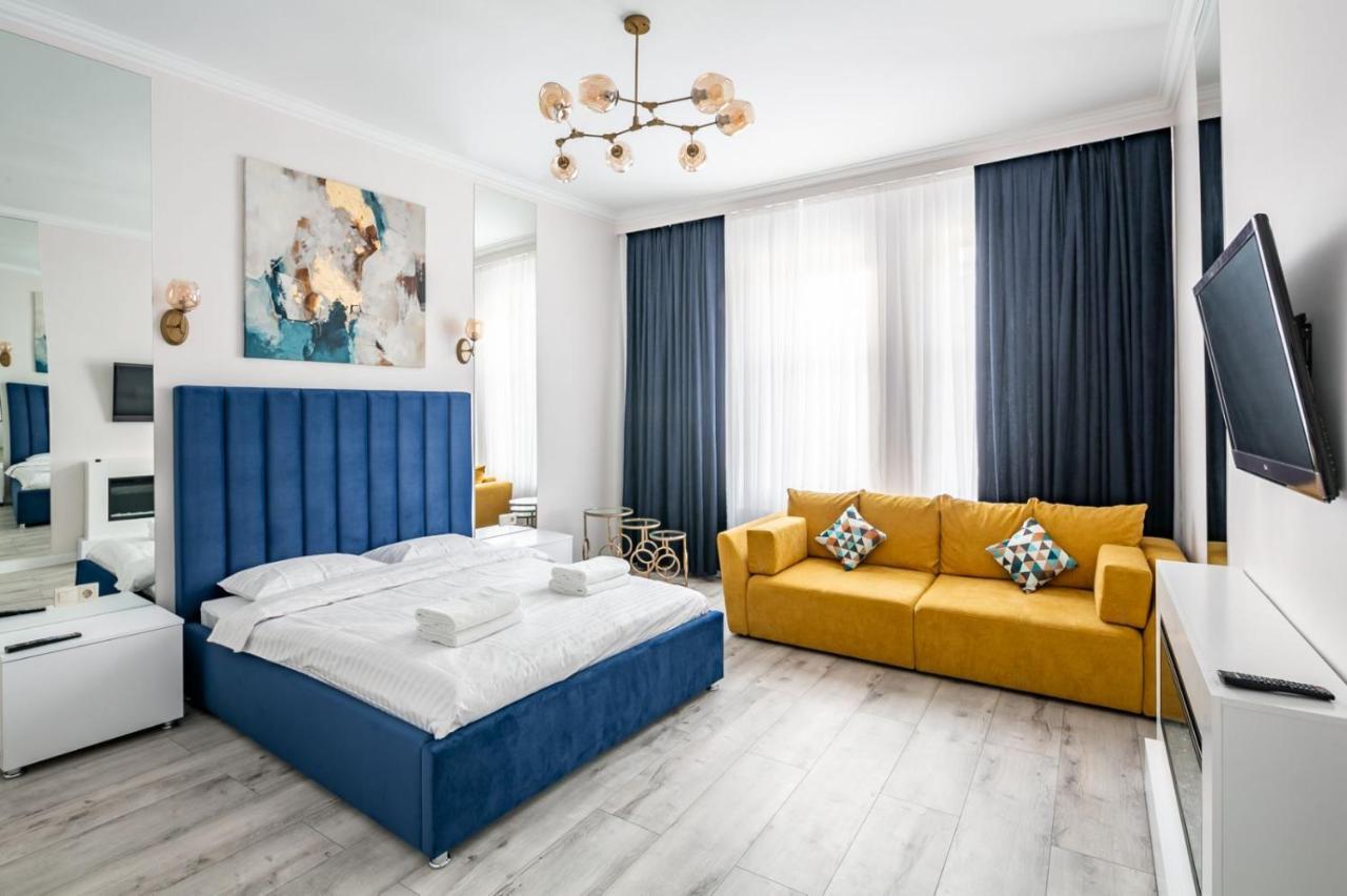 Avangard Deluxe Art Apart Leopoli Esterno foto